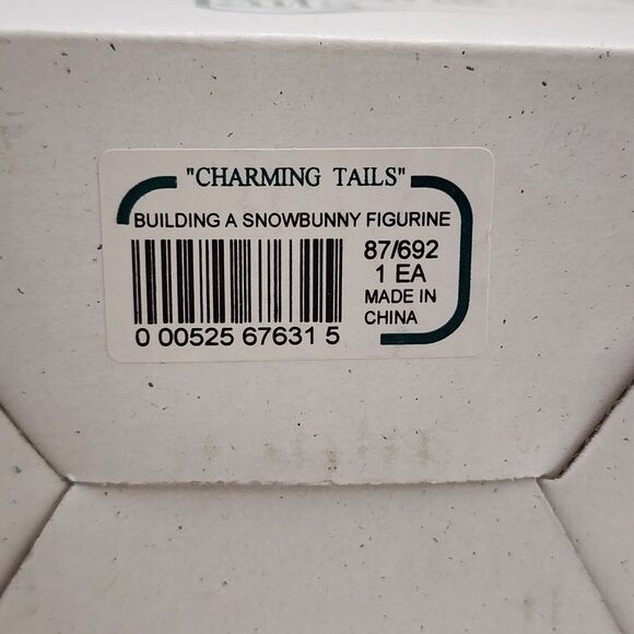 Charming Tails By Silvestri "Building A Snow Bunny" 87/692 w/ Box - Picture 8 of 9